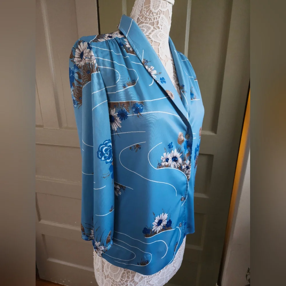Vintage 70s Blue Silky Polyester Floral Daisy Poppy Top Shirt Women's Small - Picture 2 of 13